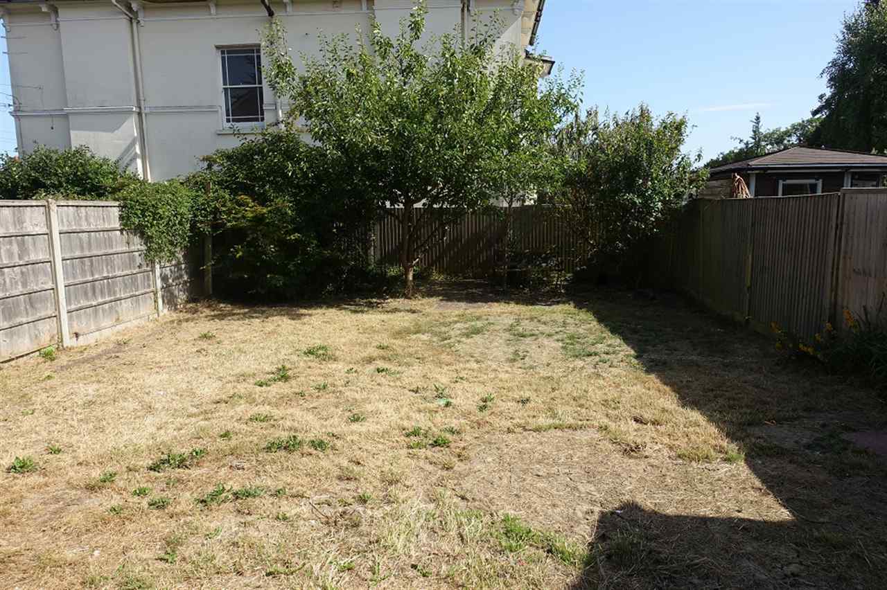 resized-2349823-Rear Garden A.jpg